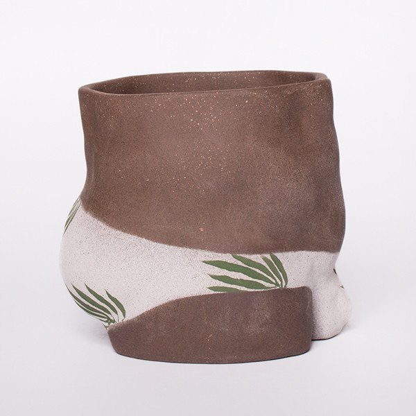 Group Partner "Dark Leaves Boy" Pot Group Partner "Dark Leaves Boy" Pot