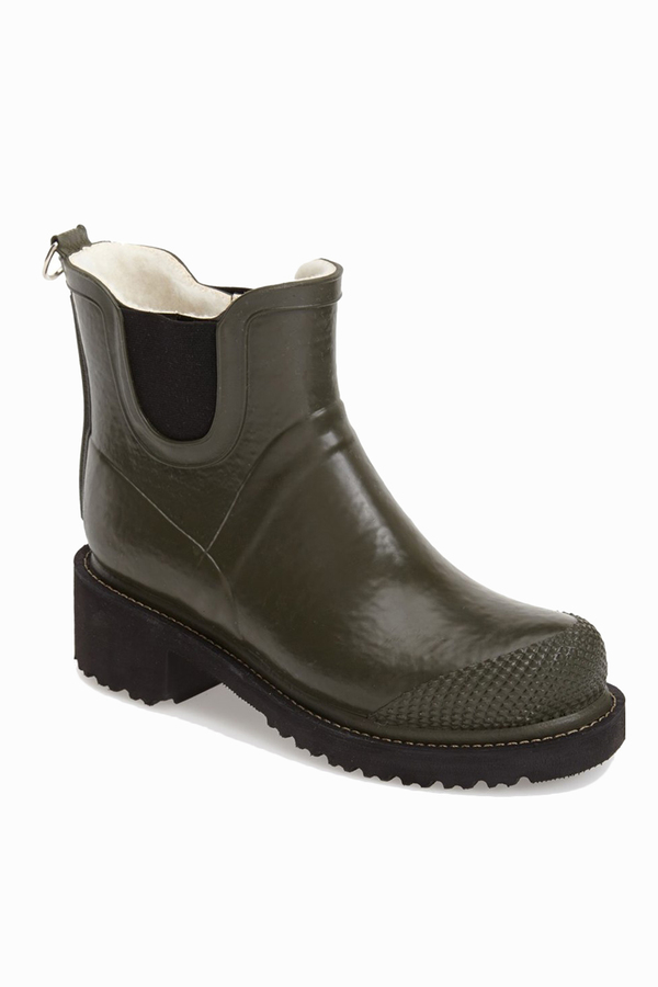 ILSE JACOBSEN Hornbaek 'RUB 47' Short Rain Boot- Khaki ILSE JACOBSEN Hornbaek 'RUB 47' Short Rain Boot- Khaki
