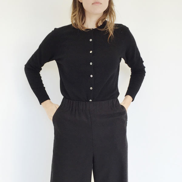 Johan Vintage Black Cashmere Cardigan Johan Vintage Black Cashmere Cardigan