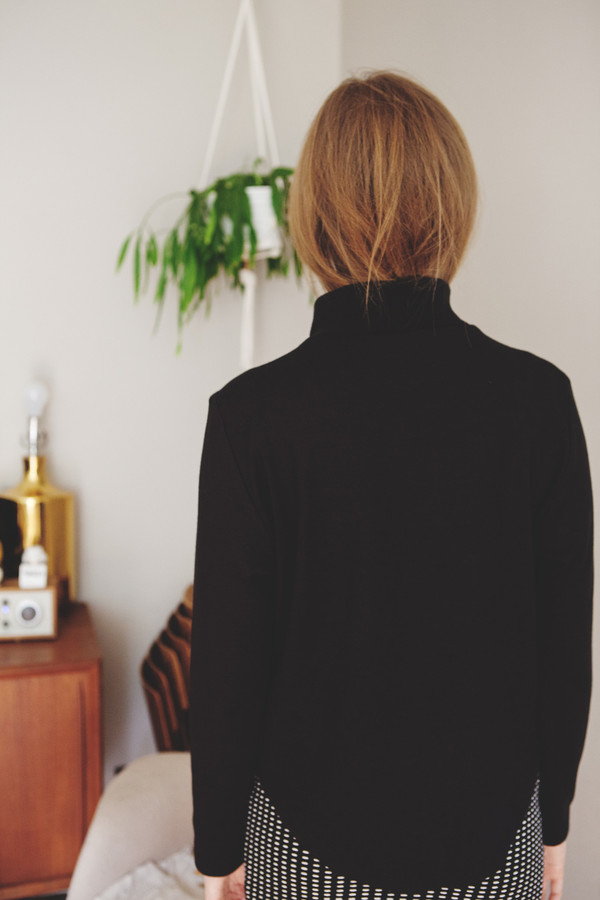 Eve Gravel Orbit Turtleneck Eve Gravel Orbit Turtleneck