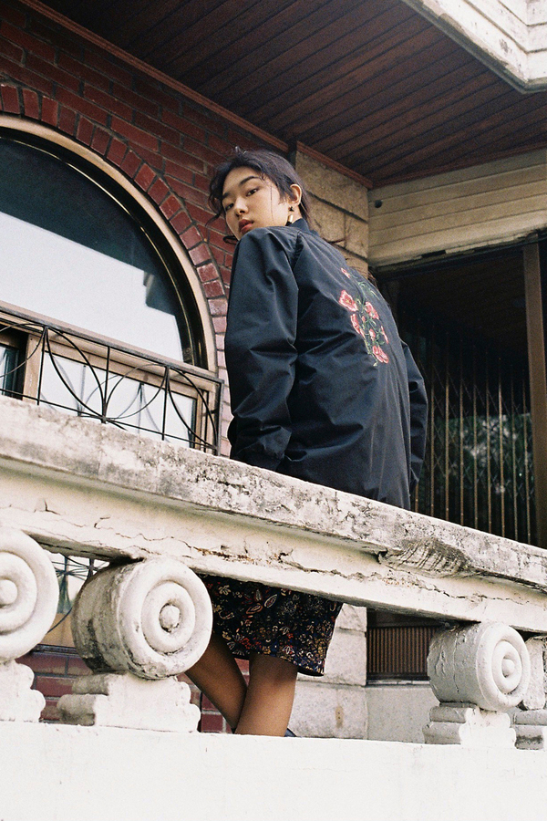 AMONG SEOUL Oversized Bomber Jacket- Khaki AMONG SEOUL Oversized Bomber Jacket- Khaki
