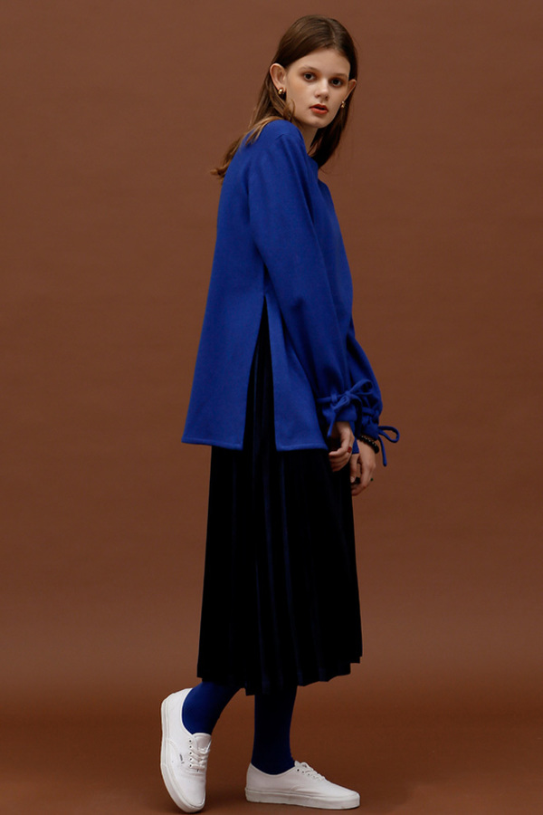 ROCKET LUNCH Velvet Pleated Skirt- Navy ROCKET LUNCH Velvet Pleated Skirt- Navy