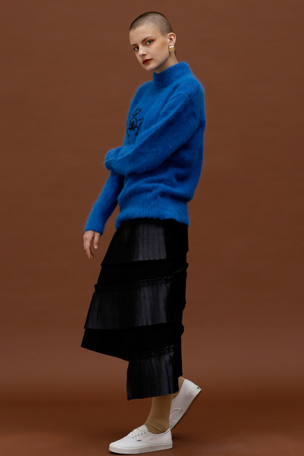 ROCKET LUNCH Nirvana Hands Oversized Knit- Blue ROCKET LUNCH Nirvana Hands Oversized Knit- Blue