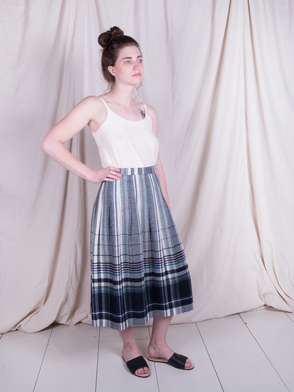 Woods Vintage Plaid Wool Skirt Woods Vintage Plaid Wool Skirt