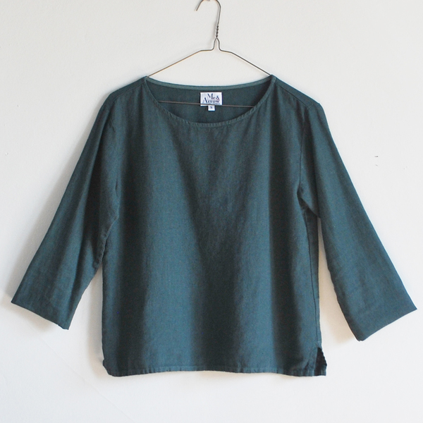 Me & Arrow Basic top - Ivy Me & Arrow Basic top - Ivy