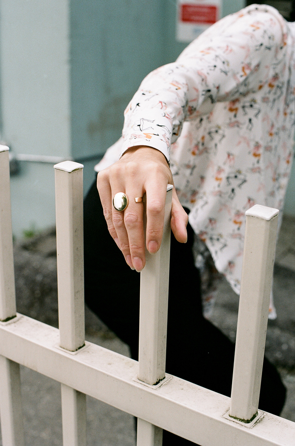 Quarry Graux Ring - brass Quarry Graux Ring - brass