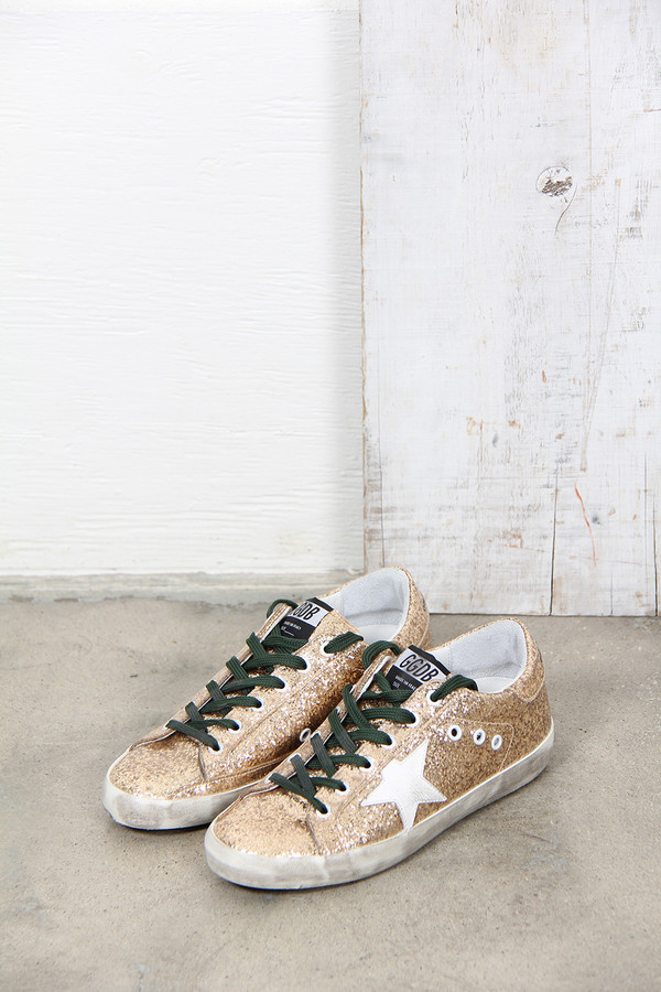 Golden Goose SUPER STAR SNEAKER IN GLITTER LEATHER WITH LEATHER STAR Golden Goose SUPER STAR SNEAKER IN GLITTER LEATHER WITH LEATHER STAR