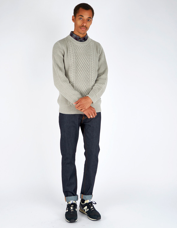Men's Deus Aran Chunky 5 Gauge Crew Light Grey Marle Men's Deus Aran Chunky 5 Gauge Crew Light Grey Marle
