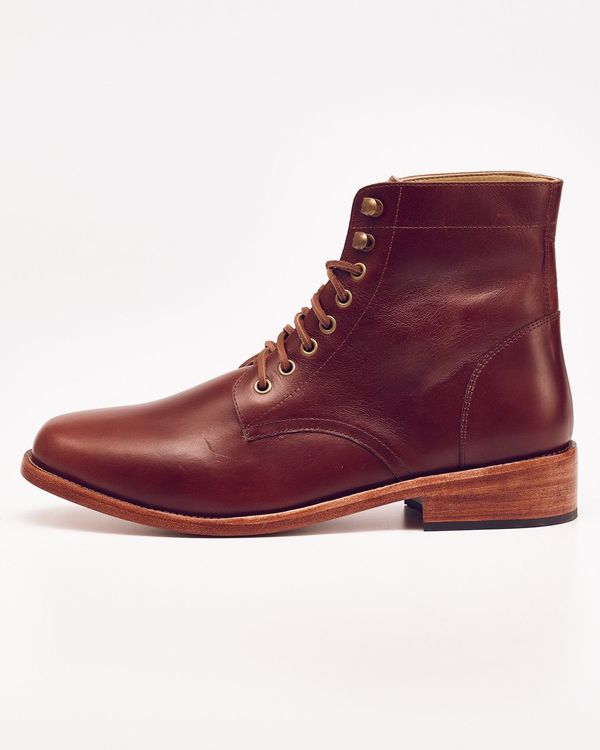 Nisolo Lockwood Trench Boot Brandy 5 for 5 Nisolo Lockwood Trench Boot Brandy 5 for 5