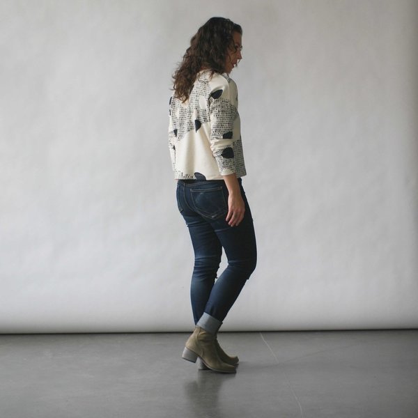 Make It Good Composition #1 Cropped Sweatshirt in Cream Make It Good Composition #1 Cropped Sweatshirt in Cream
