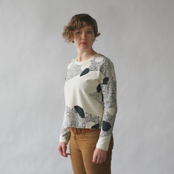 Make It Good Composition #1 Cropped Sweatshirt in Cream Make It Good Composition #1 Cropped Sweatshirt in Cream