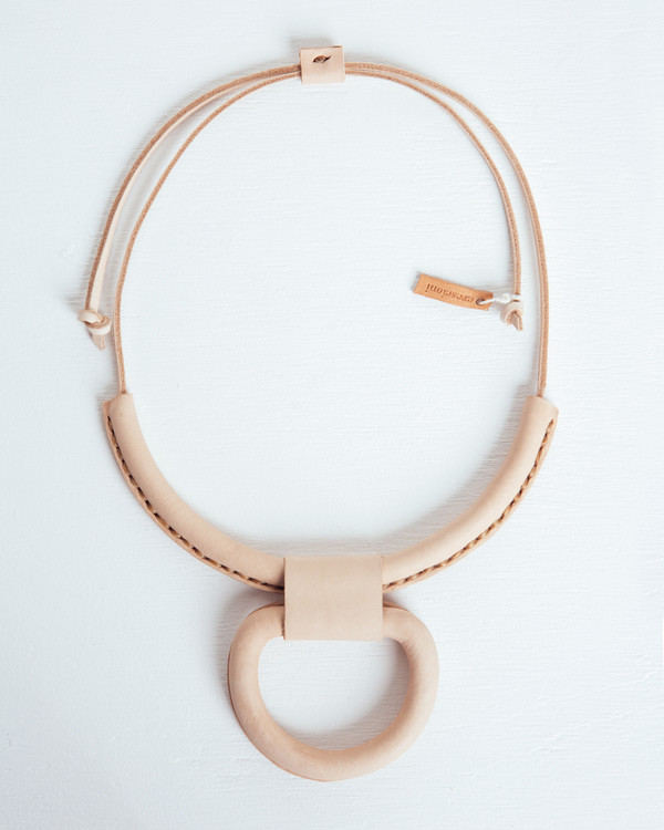 Crescioni Union Necklace in Natural Crescioni Union Necklace in Natural
