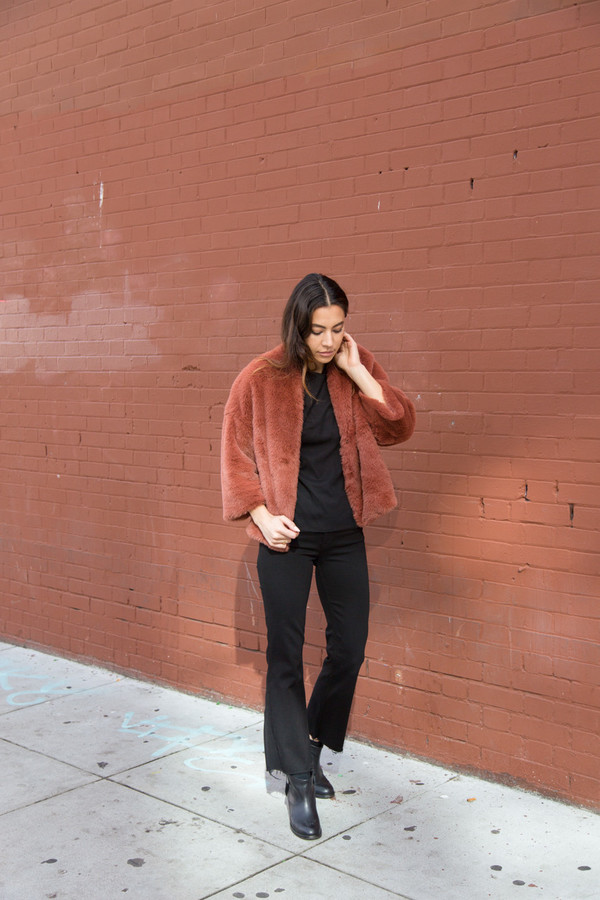 Grlfrnd Joan Crop Flare Jean in Black Magic Woman Grlfrnd Joan Crop Flare Jean in Black Magic Woman