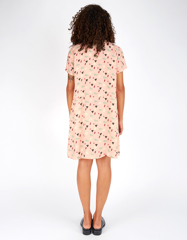 Dusen Dusen Oversize Tee Dress Pink Five Dot Dusen Dusen Oversize Tee Dress Pink Five Dot