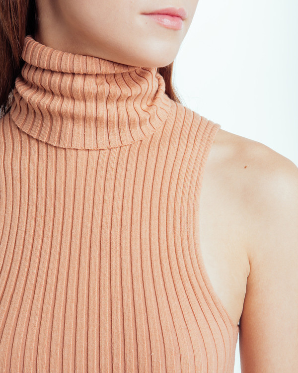 Giu Giu Nonna Sleeveless Turtleneck in Bandaid Giu Giu Nonna Sleeveless Turtleneck in Bandaid