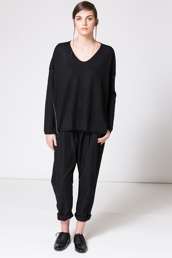 Paychi Guh Cashmere L/S Boxy Tee Black Paychi Guh Cashmere L/S Boxy Tee Black