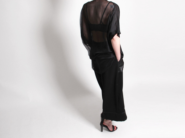 Berenik Oversized Pocket Top - Black Berenik Oversized Pocket Top - Black