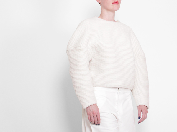 Berenik Quilted Fleece Sweater - White Berenik Quilted Fleece Sweater - White
