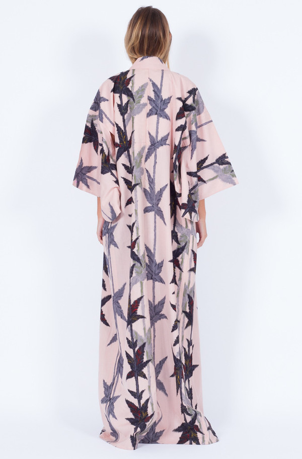 AMAZING BLUSH PRINT KIMONO (ONE SIZE) AMAZING BLUSH PRINT KIMONO (ONE SIZE)