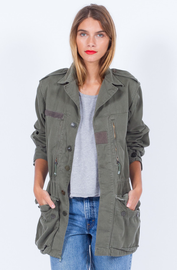 KHAKI JACKET (SMALL-MEDIUM) KHAKI JACKET (SMALL-MEDIUM)