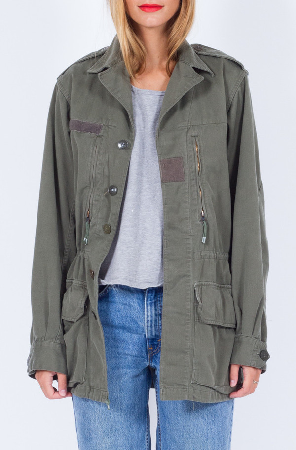 KHAKI JACKET (SMALL-MEDIUM) KHAKI JACKET (SMALL-MEDIUM)