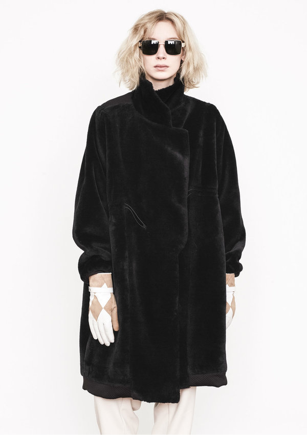 Berenik TRENCHCOAT BLACK PLAIN Berenik TRENCHCOAT BLACK PLAIN