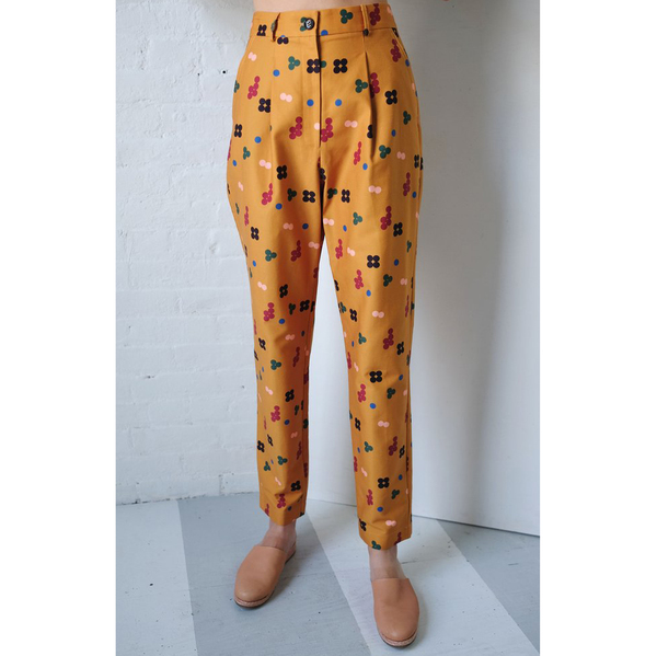 Dusen Dusen MUSTARD FIVE DOT PLEATED PANT Dusen Dusen MUSTARD FIVE DOT PLEATED PANT