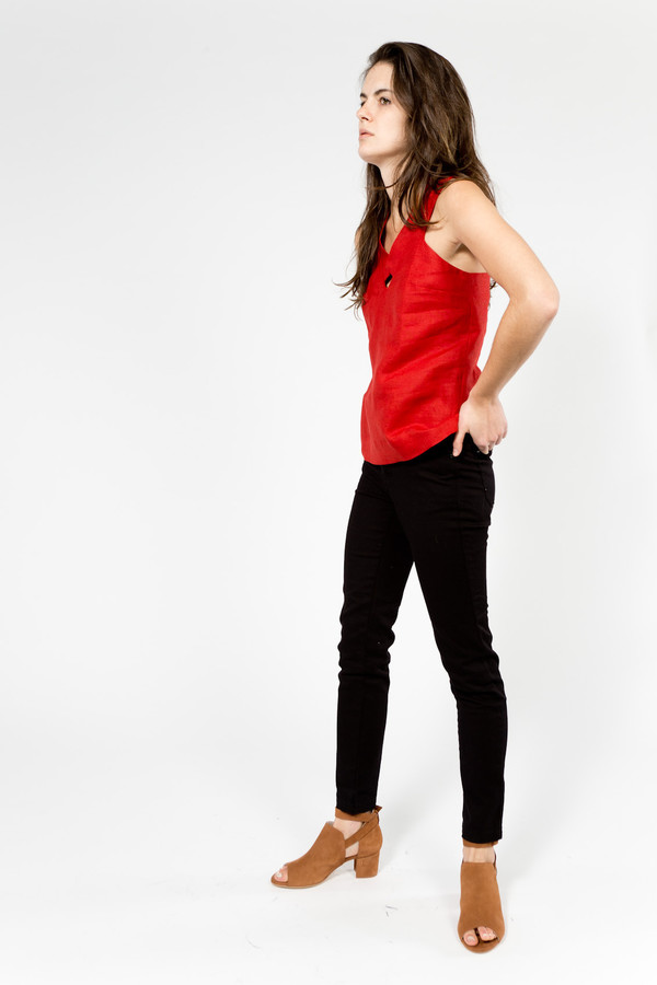 Carleen Diamond Neck Top Carleen Diamond Neck Top