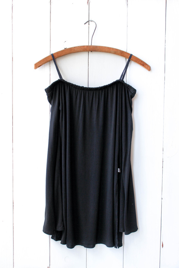 Nytt Off Shoulder Tunic Nytt Off Shoulder Tunic