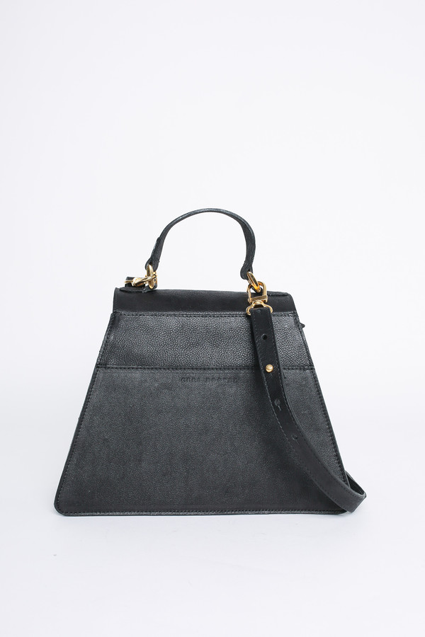 Ceri Hoover Kyle black handbag in black Ceri Hoover Kyle black handbag in black