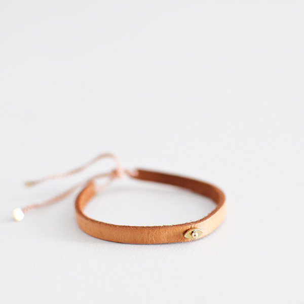 ILD DESERT EYE LEATHER BRACELET ILD DESERT EYE LEATHER BRACELET
