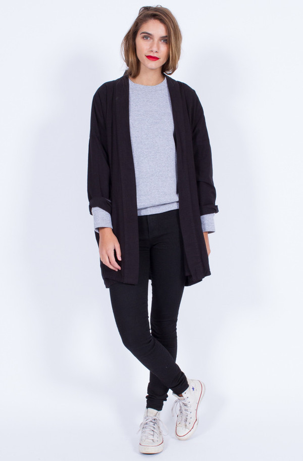 Yo Vintage! BLACK COTTON SHORT KIMONO (ONE SIZE) Yo Vintage! BLACK COTTON SHORT KIMONO (ONE SIZE)