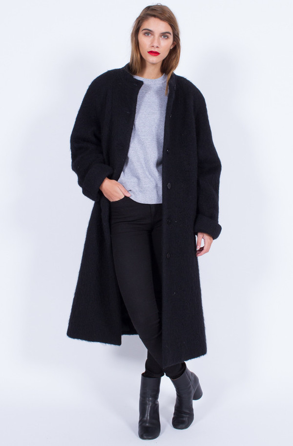 Yo Vintage! BLACK WOOLEN COAT (ONE SIZE) Yo Vintage! BLACK WOOLEN COAT (ONE SIZE)