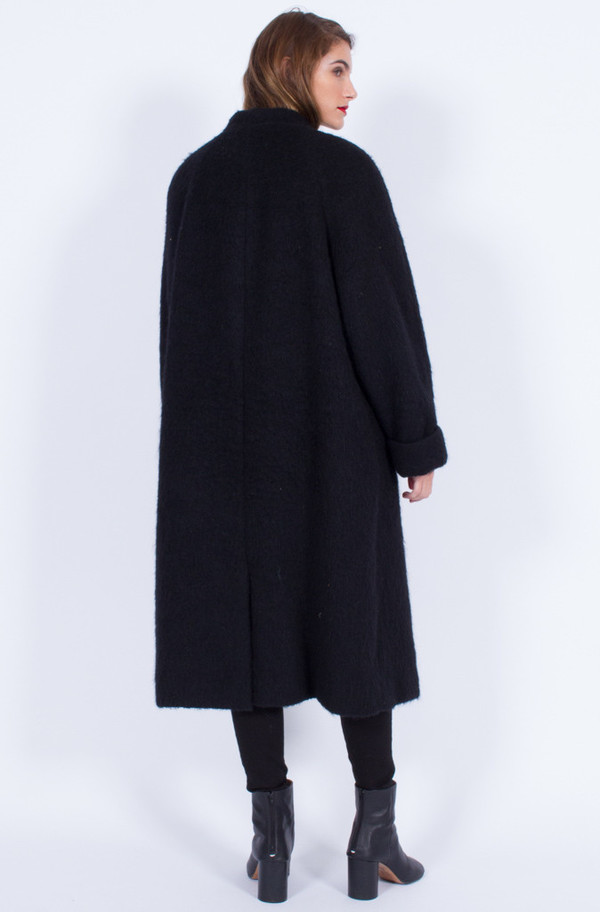 Yo Vintage! BLACK WOOLEN COAT (ONE SIZE) Yo Vintage! BLACK WOOLEN COAT (ONE SIZE)