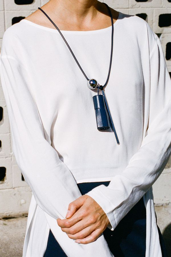 Building Block Tassel and Pen Necklace - navy Building Block Tassel and Pen Necklace - navy