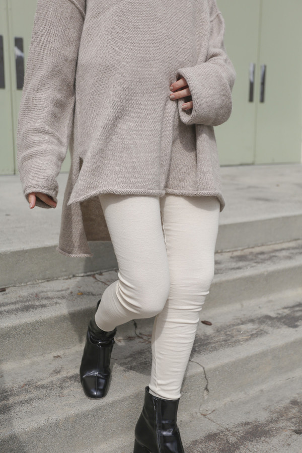 Lauren Manoogian Cashmere Rib Leggings in Bone Lauren Manoogian Cashmere Rib Leggings in Bone