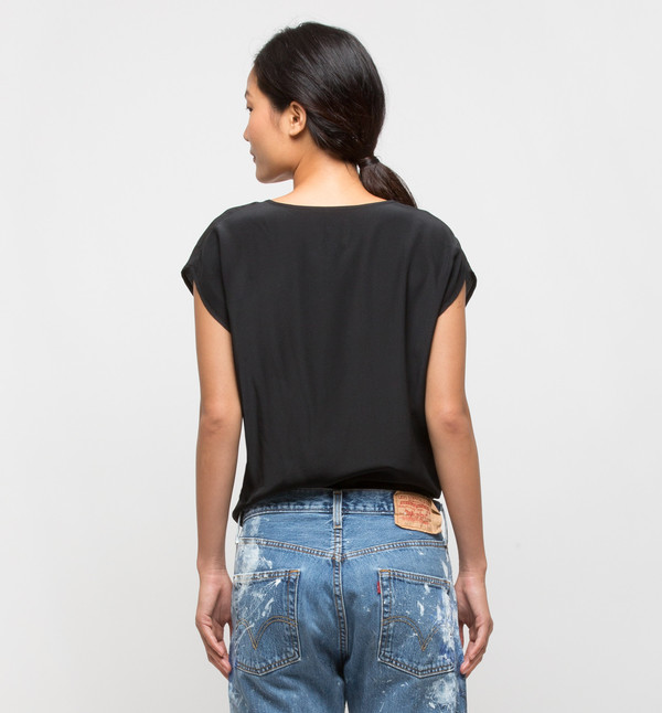 H. Fredriksson Twist Top Black H. Fredriksson Twist Top Black