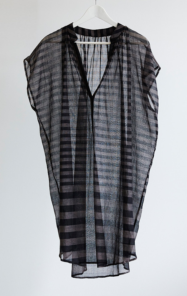 Two New York Sheer black and grey tunic Two New York Sheer black and grey tunic