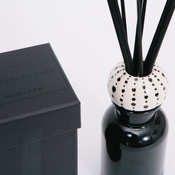 Mad et Len Terre Noire Reed Diffuser Mad et Len Terre Noire Reed Diffuser