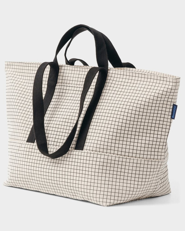 BAGGU WEEKEND BAG - NATURAL GRID BAGGU WEEKEND BAG - NATURAL GRID