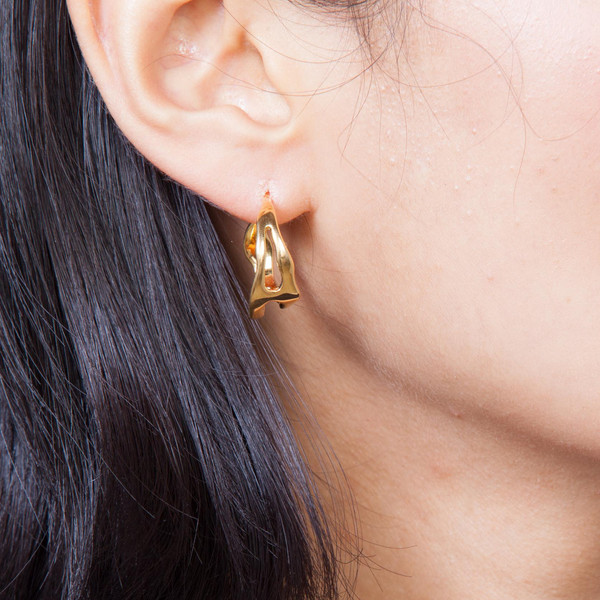 Shahla Karimi Paris Lake Small Hoop Earrings Shahla Karimi Paris Lake Small Hoop Earrings