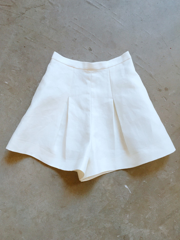 UNIFORME Heath High Waisted Shorts - Belgian Linen Twill UNIFORME Heath High Waisted Shorts - Belgian Linen Twill