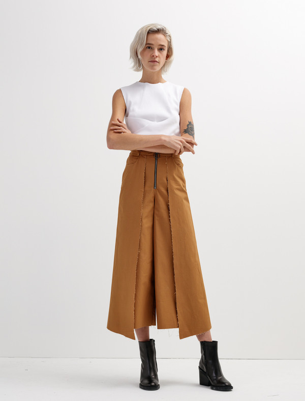 Etienne Deroeux Womens Dora Pants Parachute Brown Etienne Deroeux Womens Dora Pants Parachute Brown