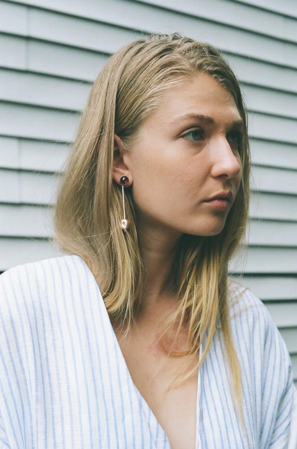 Faris Pink Pearl Drop Earrings Faris Pink Pearl Drop Earrings