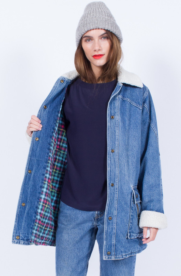 DENIM SHEARLING JACKET (MEDIUM-LARGE) DENIM SHEARLING JACKET (MEDIUM-LARGE)