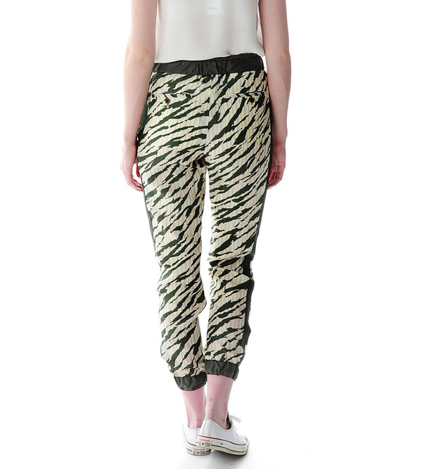 Sacai Luck Jungle Print Joggers Sacai Luck Jungle Print Joggers