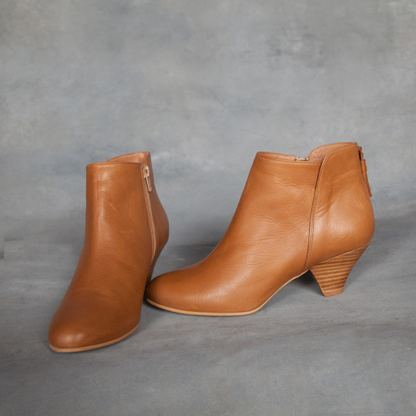 Sessun Barranco Tassel Ankle Boots in Camel Sessun Barranco Tassel Ankle Boots in Camel