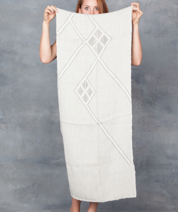 Voz Hand Woven Che Shawl Voz Hand Woven Che Shawl