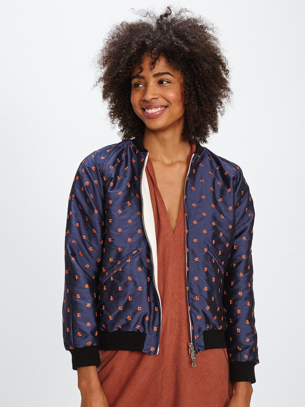 Nikki Chasin CAPTAIN REVERSIBLE BOMBER / OCHRE FLORAL JACQUARD Nikki Chasin CAPTAIN REVERSIBLE BOMBER / OCHRE FLORAL JACQUARD