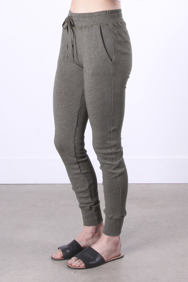 Calder Blake Cocteau Pant in Htr Slub Jersey Calder Blake Cocteau Pant in Htr Slub Jersey